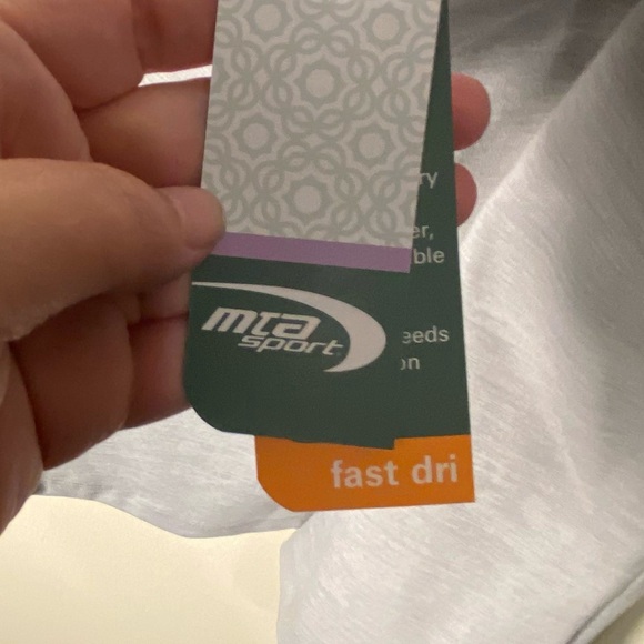 MTA Sports Women's Gray Tanktop NWT 1X - Picture 7 of 7